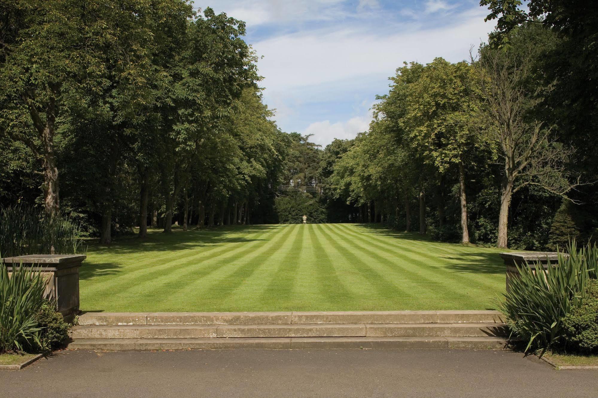 Crathorne Hall Ярм Экстерьер фото